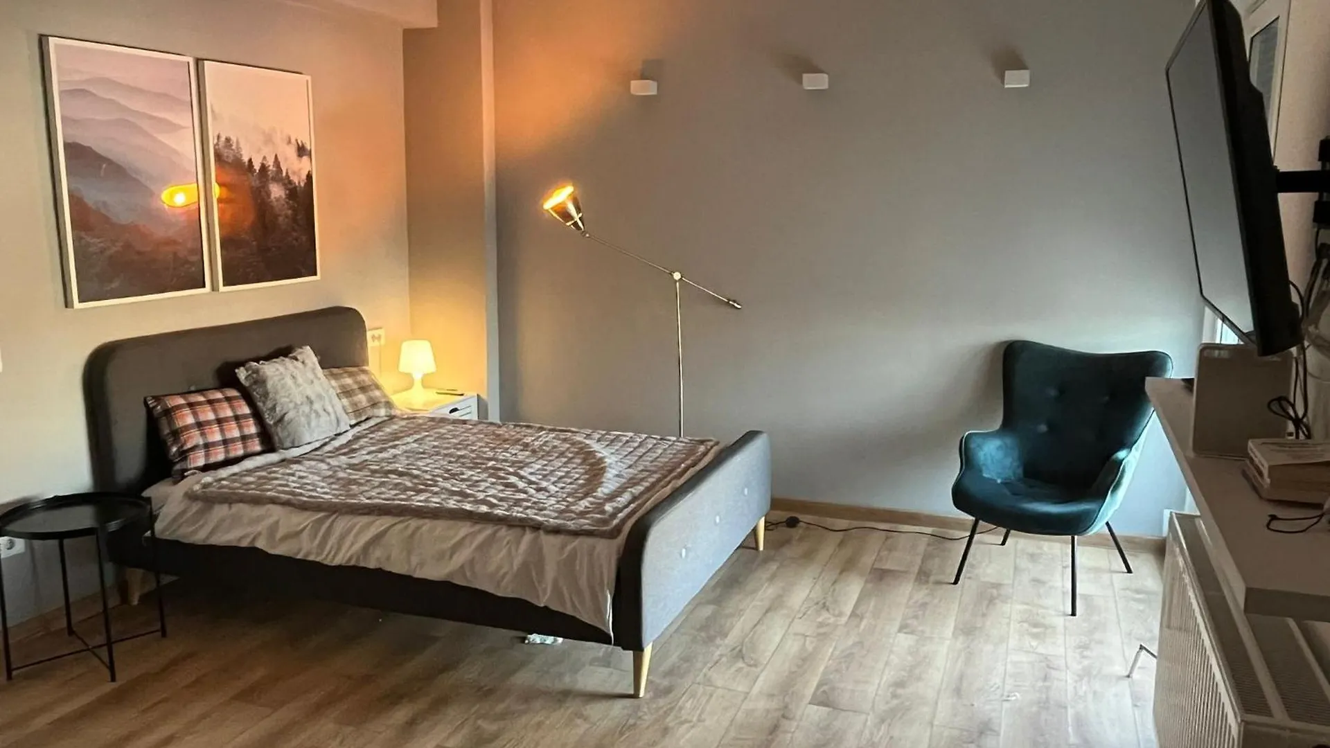 Vakantiehuis Panaromic View Penthouse In The Heart Of Bucharest Villa